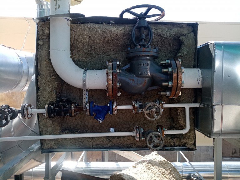 Устройство съемной теплоизоляции запорной арматуры и фланцевых соединений..