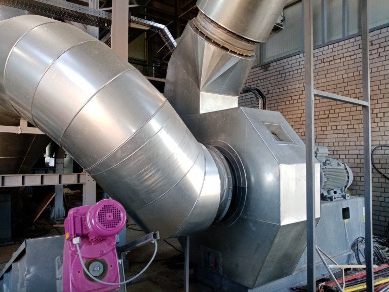 Теплоизоляция дымососа и газоходов.